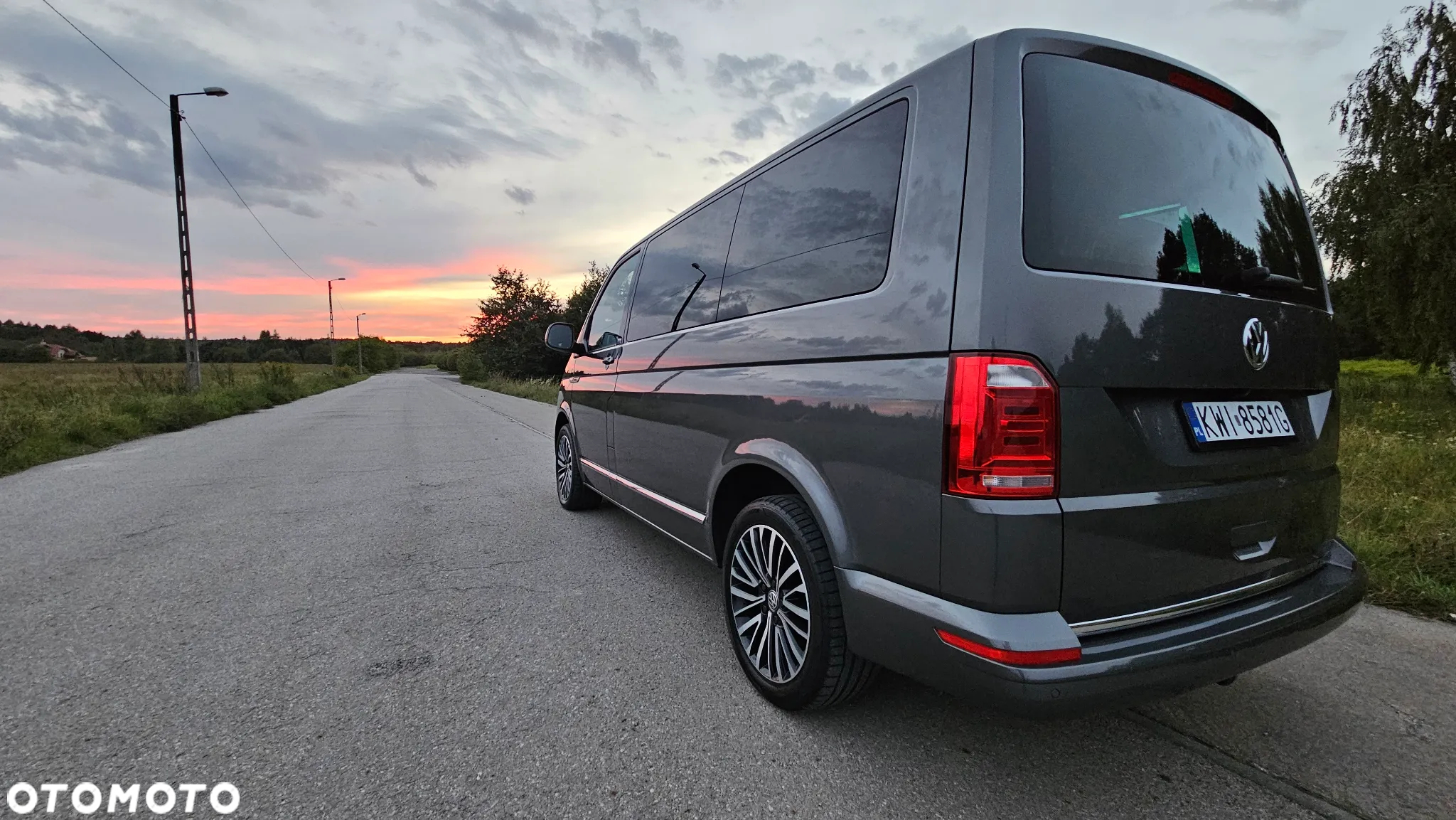 Volkswagen Multivan 2.0 TDI L1 70 Years Bulli 4Motion DSG - 5