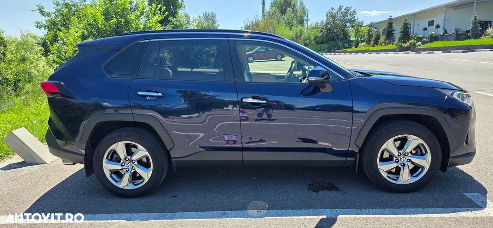 Toyota RAV4 2.0P CVT AWD Luxury - 6