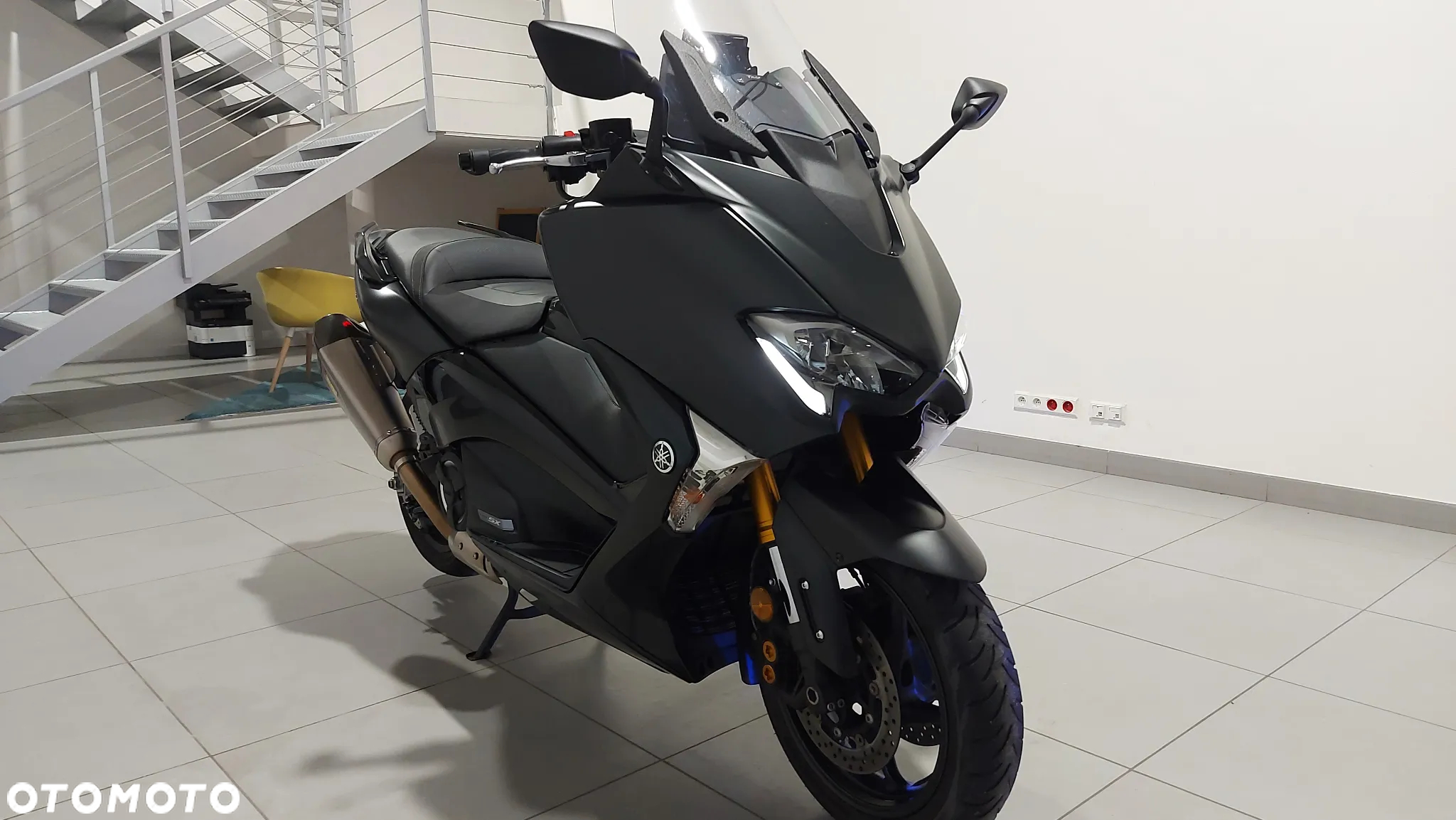 Yamaha Tmax - 20
