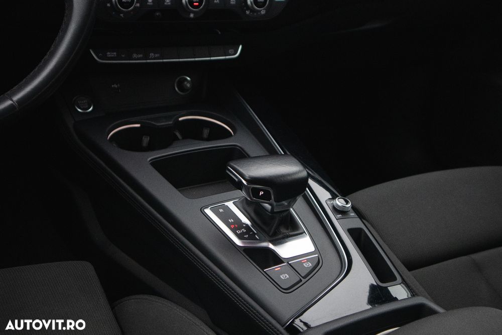 Audi A4 2.0 40 TDI quattro S tronic MHEV S Line - 19