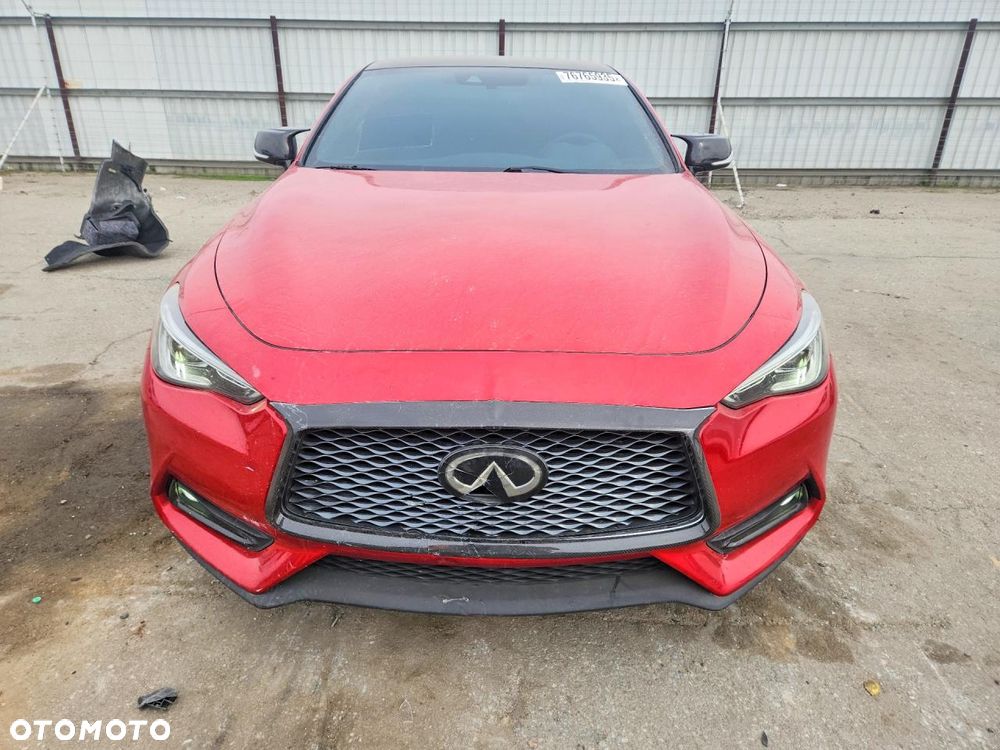 Infiniti Q60 - 2