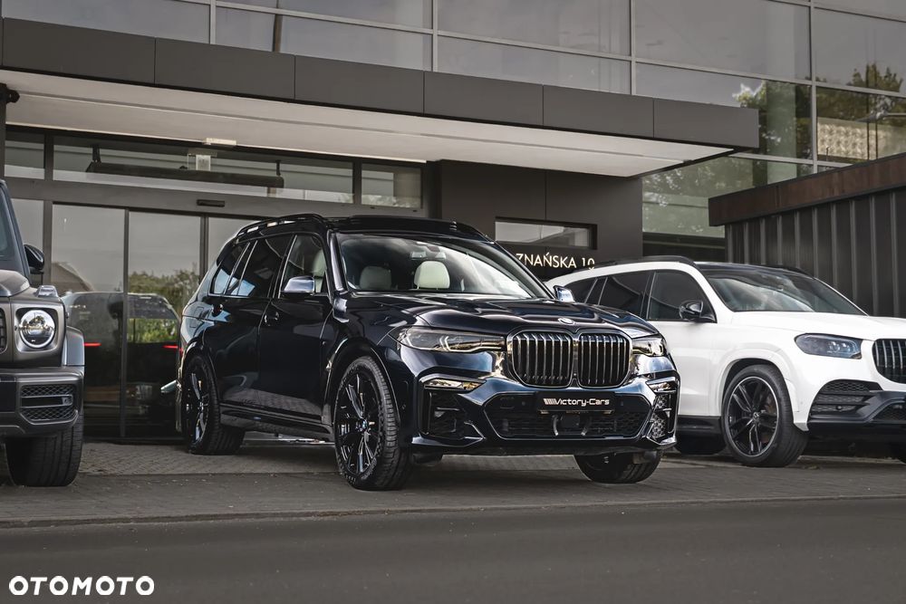 BMW X7 M50i sport - 10