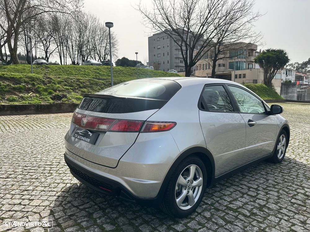 Honda Civic 1.4 Comfort - 8