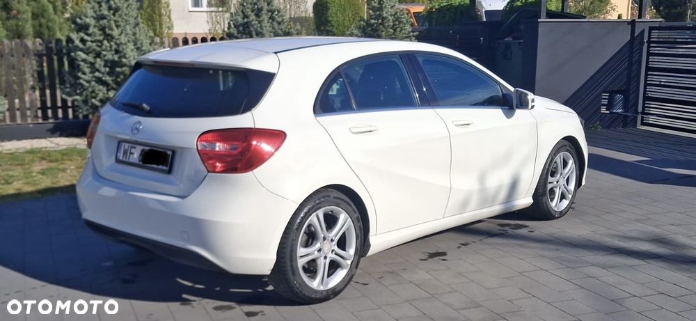 Mercedes-Benz Klasa A 180 CDI (BlueEFFICIENCY) 7G-DCT Urban - 4