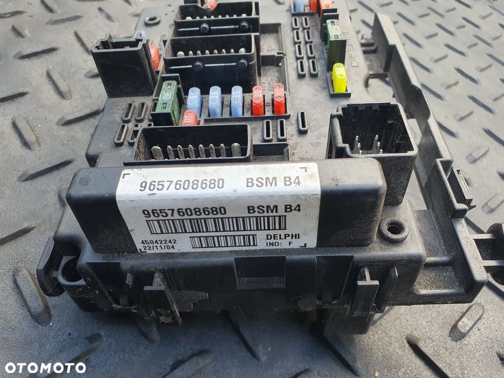 PEUGEOT 307 CITROEN C4 SKRZYNKA MODUŁ BSM-B4 9657608680 - 2