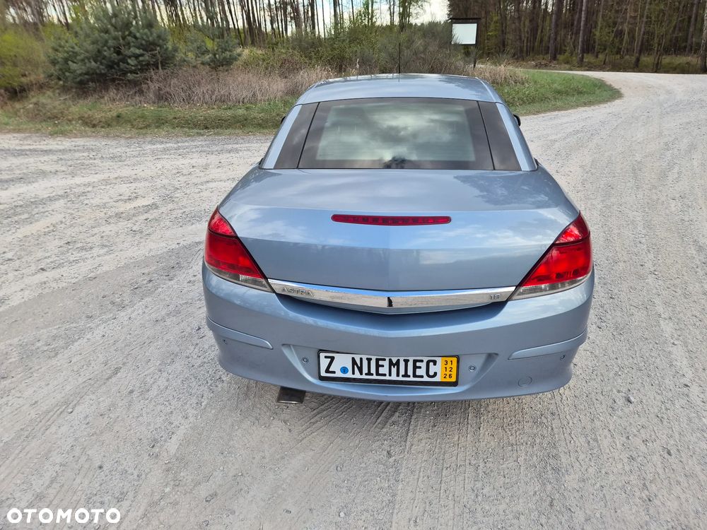 Opel Astra 1.8 Cosmo - 8