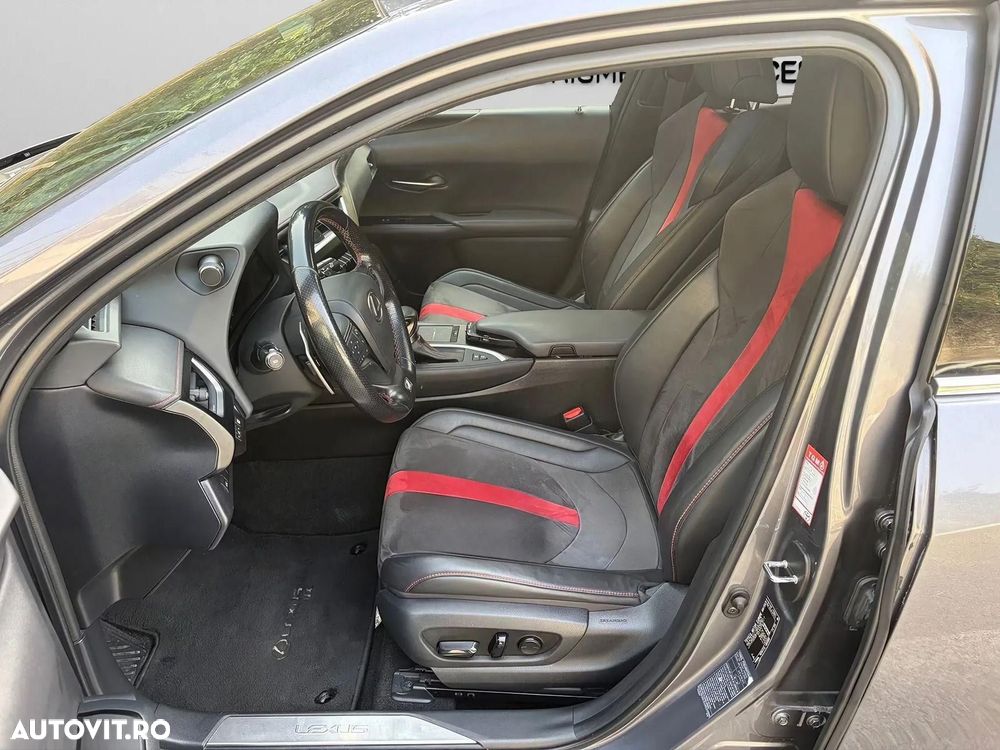 Lexus UX 250h F SPORT - 7
