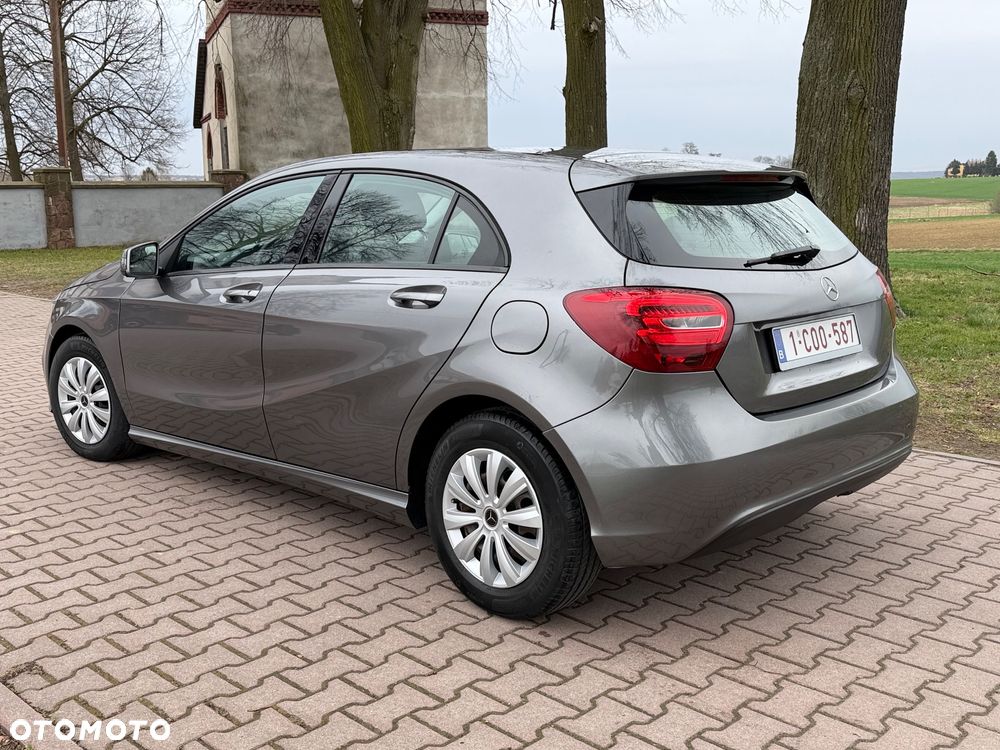Mercedes-Benz Klasa A 180 d Activity Edition - 9