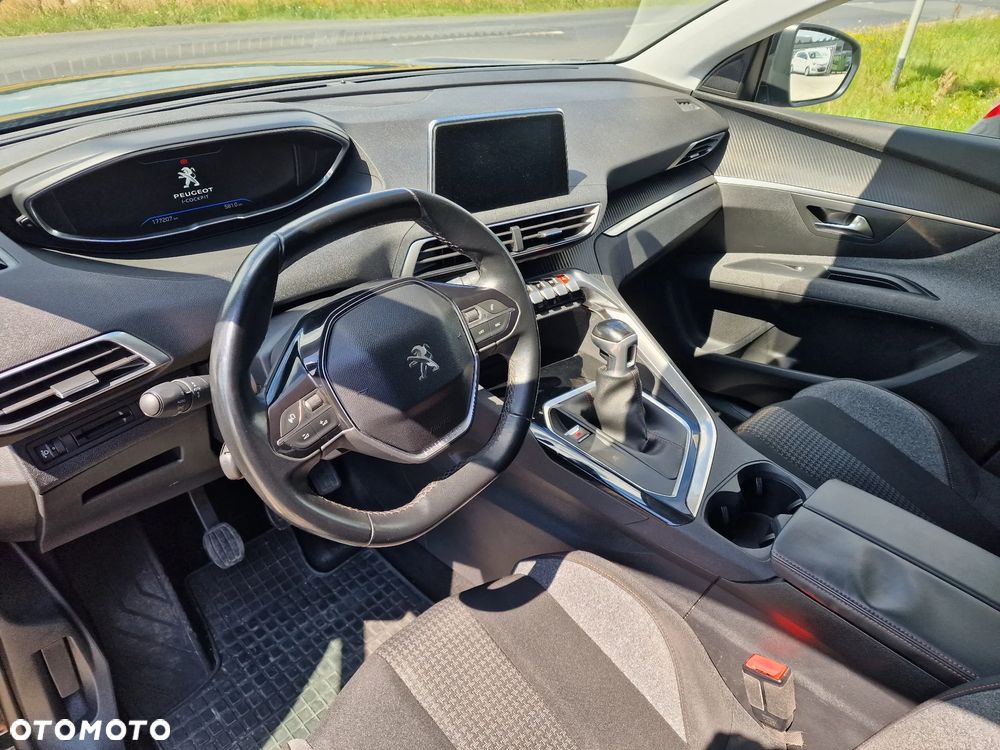 Peugeot 5008 1.5 BlueHDI Active S&S - 18