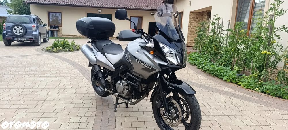 Suzuki V-STROM - 9