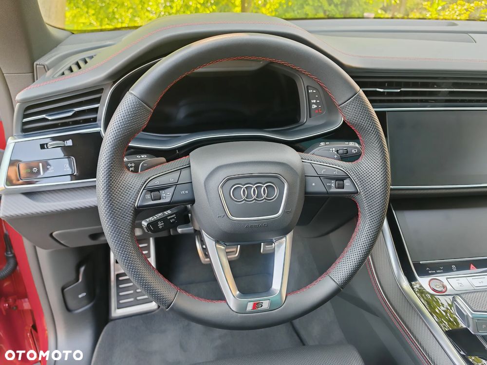 Audi SQ8 - 28