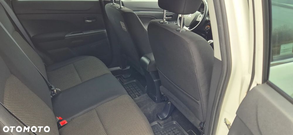 Mitsubishi ASX 1.6 Instyle - 24