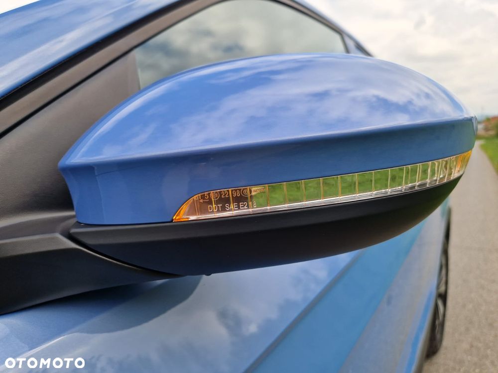 Volkswagen T-Cross - 34