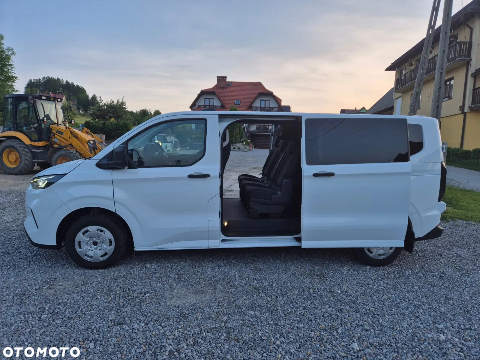 Ford Transit Custom 320 L2H1 LKW VA MultiCab Limited - 20