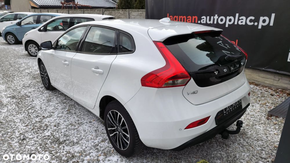 Volvo V40 D2 - 8