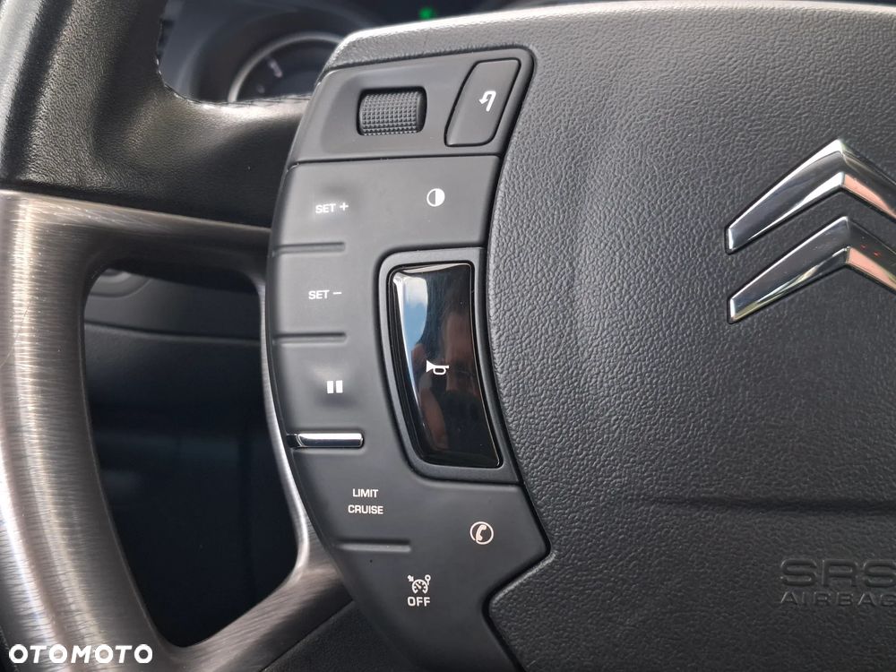Citroën C5 2.2 HDi Exclusive - 20