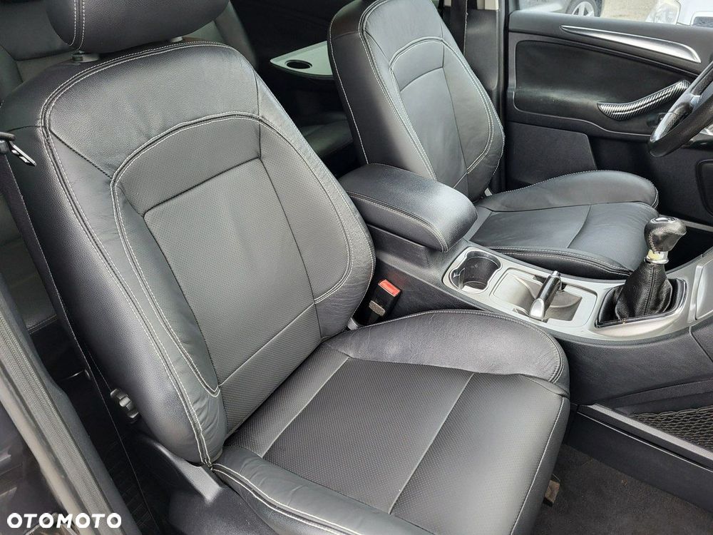 Ford S-Max - 20