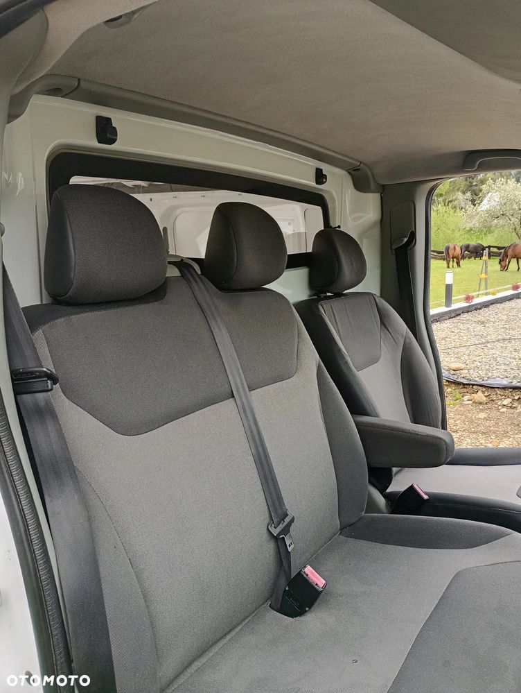 Renault Trafic - 13