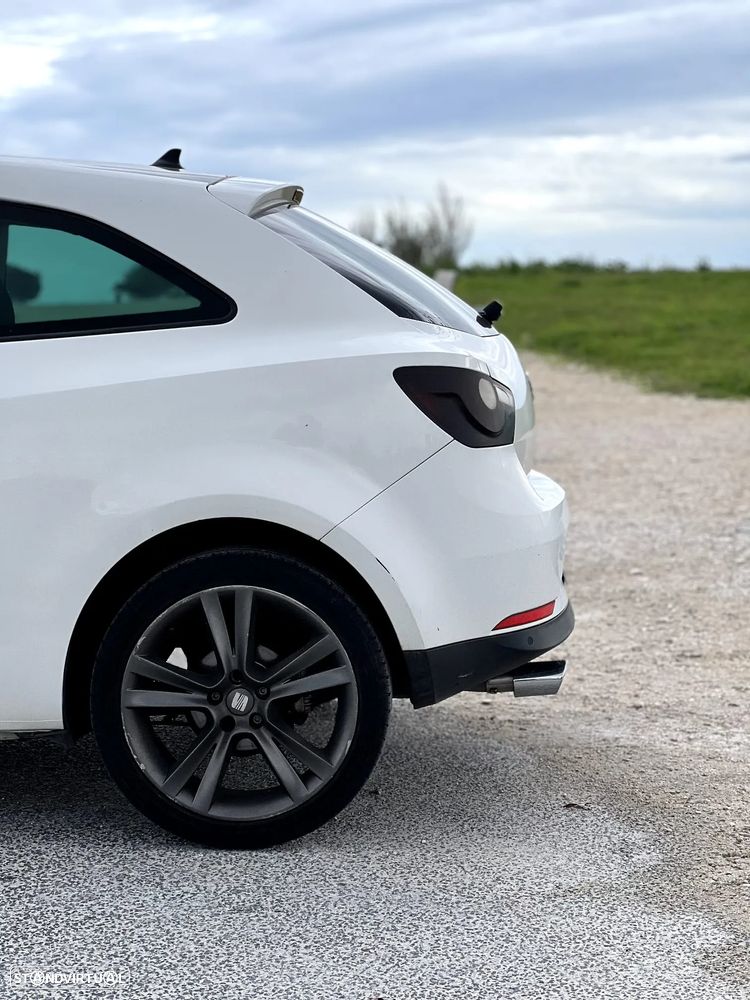 SEAT Ibiza 1.6 TDI Sport DPF - 4