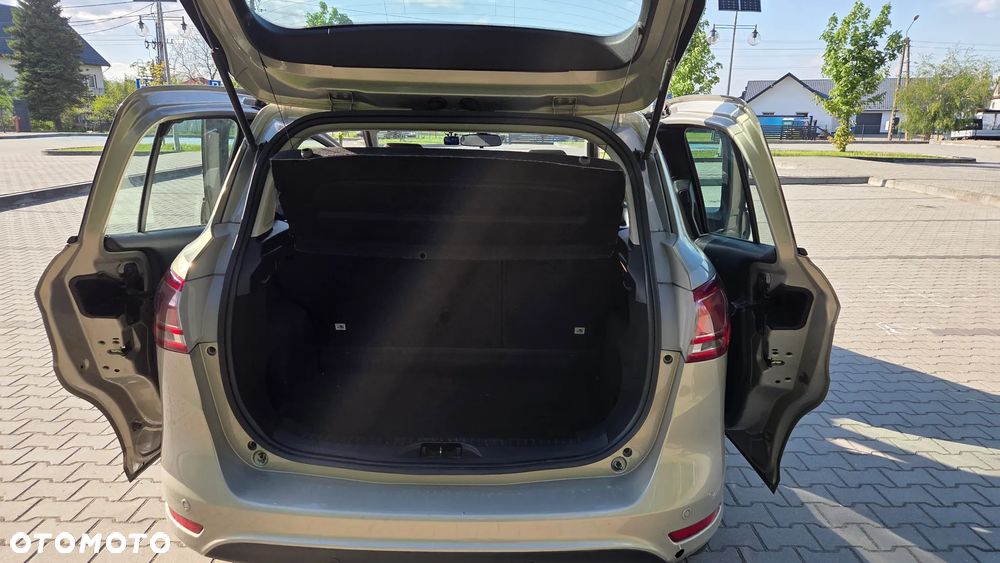Ford B-MAX - 25