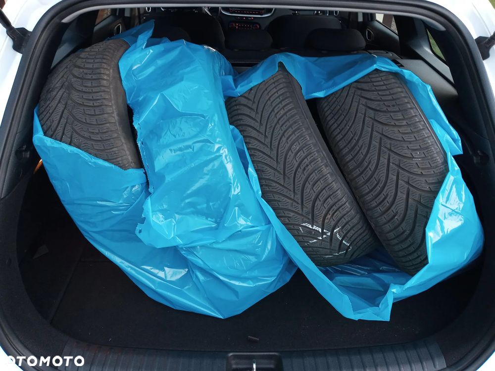 Kia Ceed 1.5 T-GDI M - 32