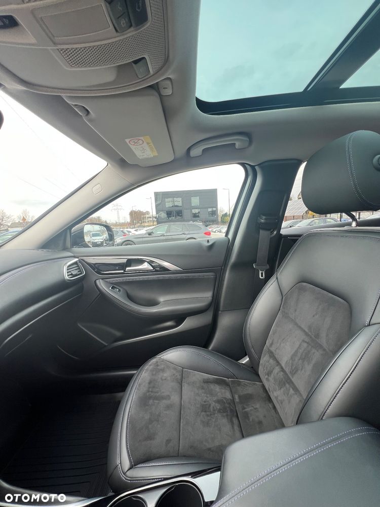 Infiniti Q30 1.5d Premium 7DCT - 10