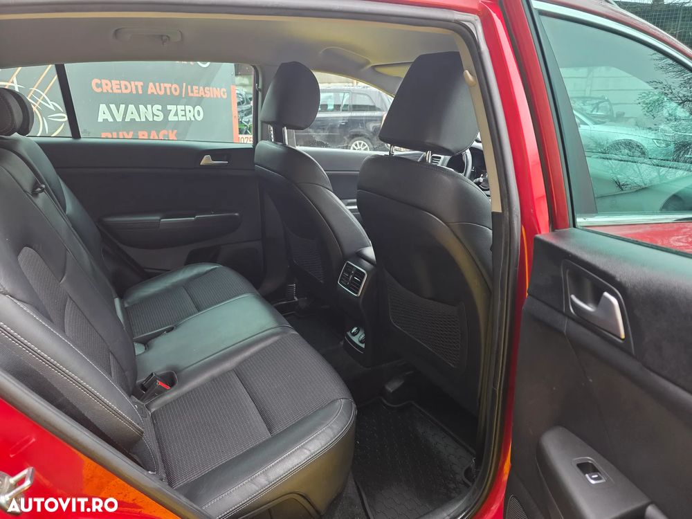 Kia Sportage 1.6 DSL 7DCT HP 4x2 Plus - 12