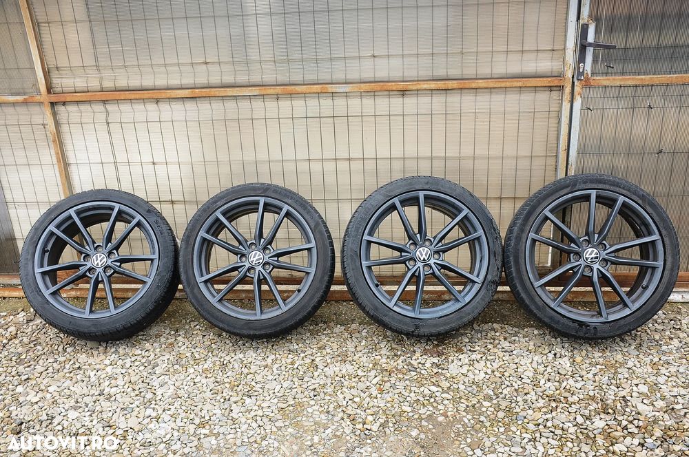 Volkswagen T-Roc R 2.0 TSI OPF 4Motion DSG - 34