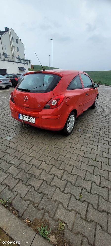 Opel Corsa 1.2 16V Essentia - 2