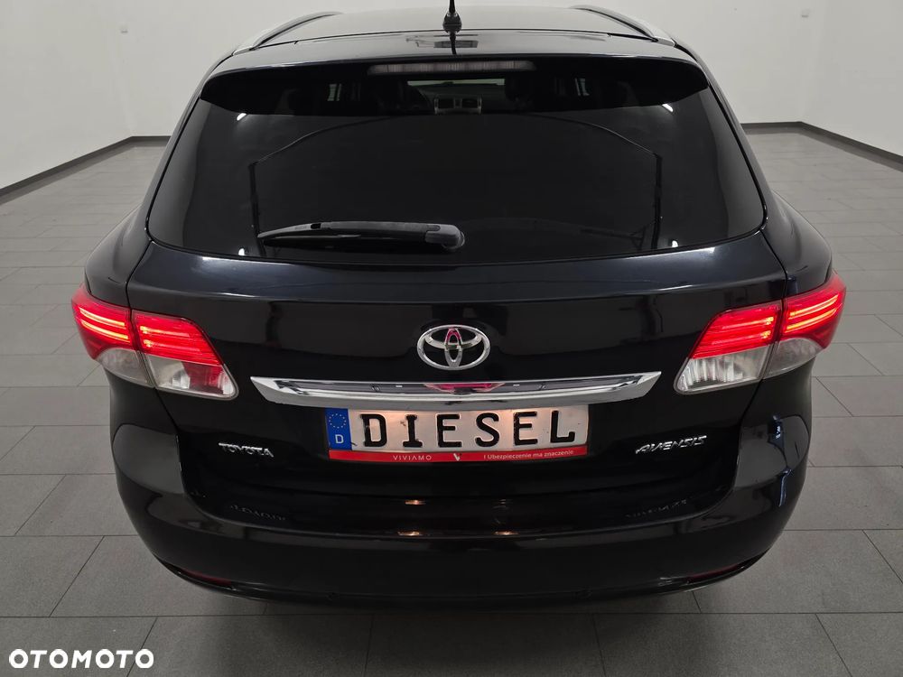 Toyota Avensis 2.0 D-4D Sol Premium - 36