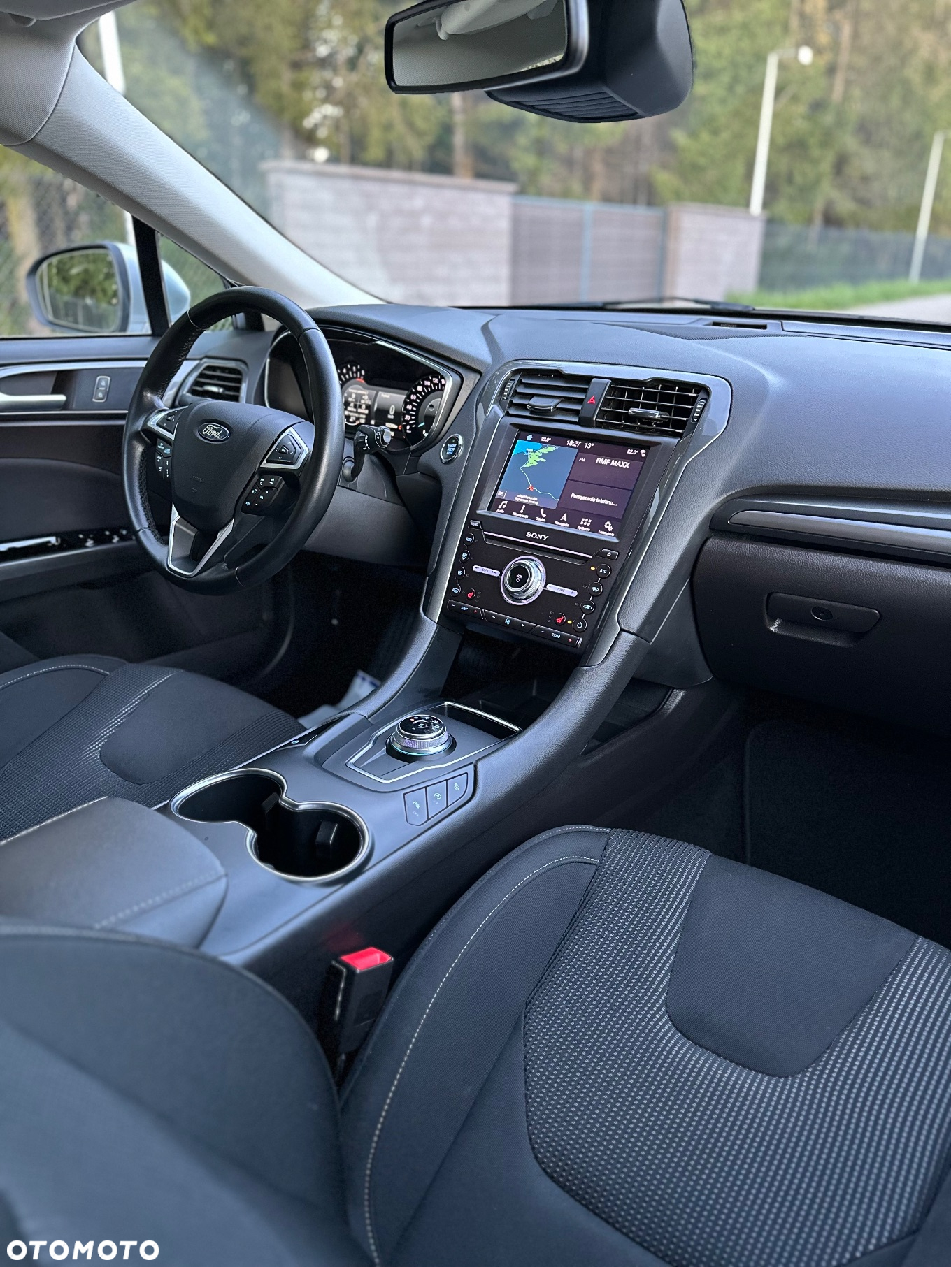 Ford Mondeo 2.0 EcoBlue Titanium - 21