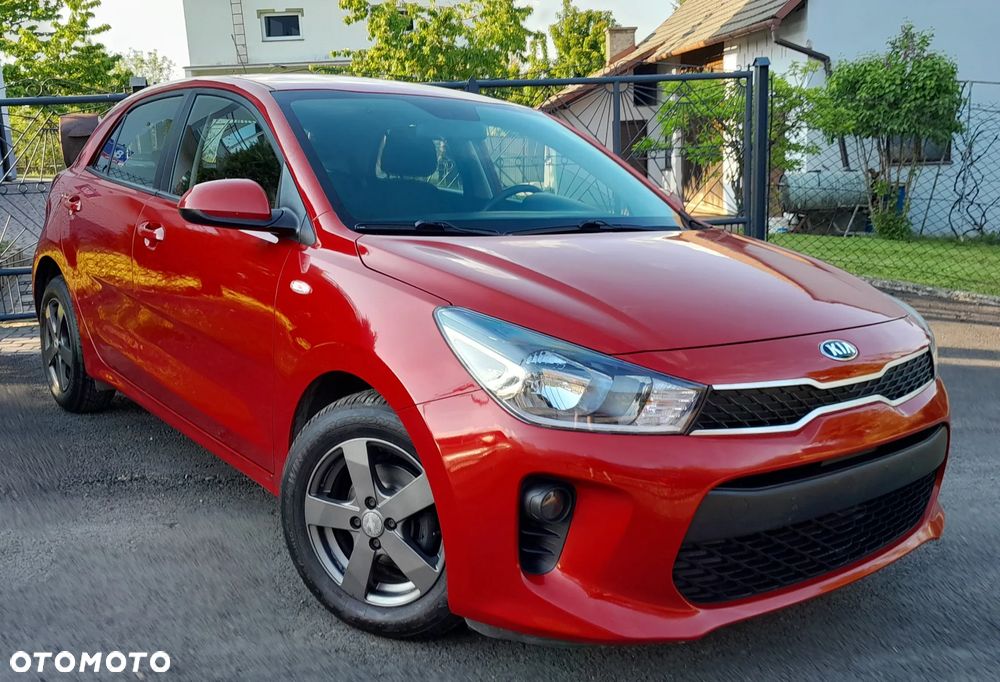 Kia Rio - 1