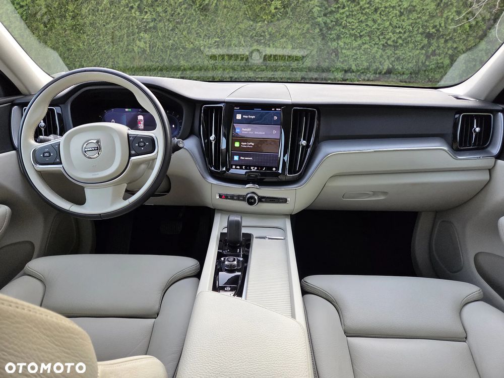 Volvo XC 60 B4 B Geartronic Momentum Pro - 31