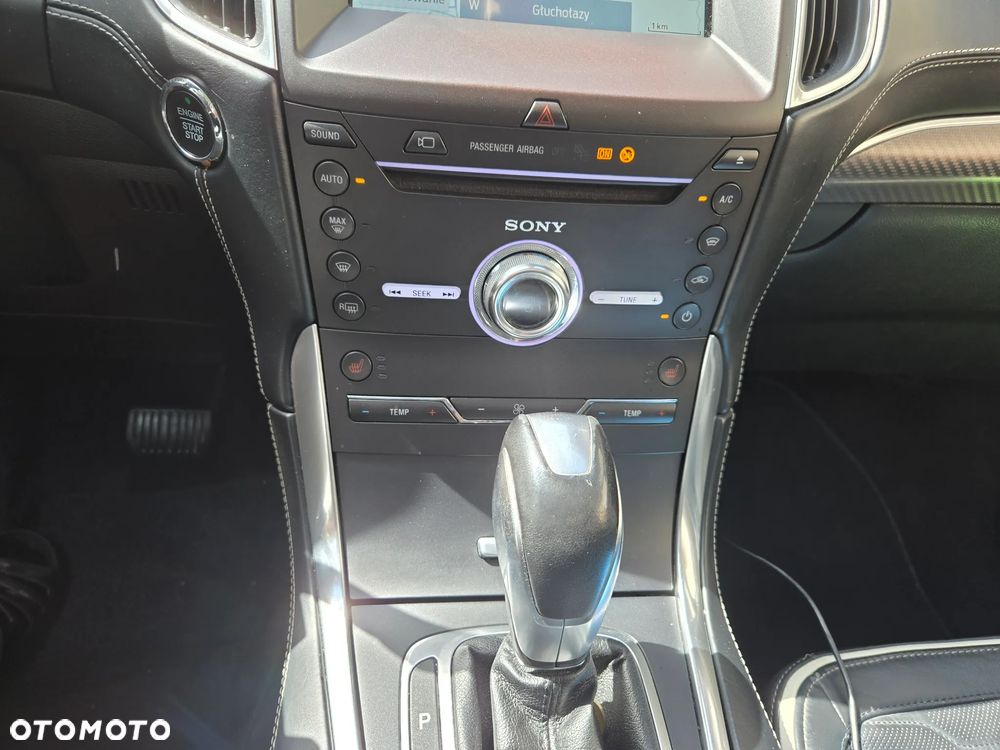Ford Edge 2.0 TDCi Twin-Turbo 4WD Titanium - 16
