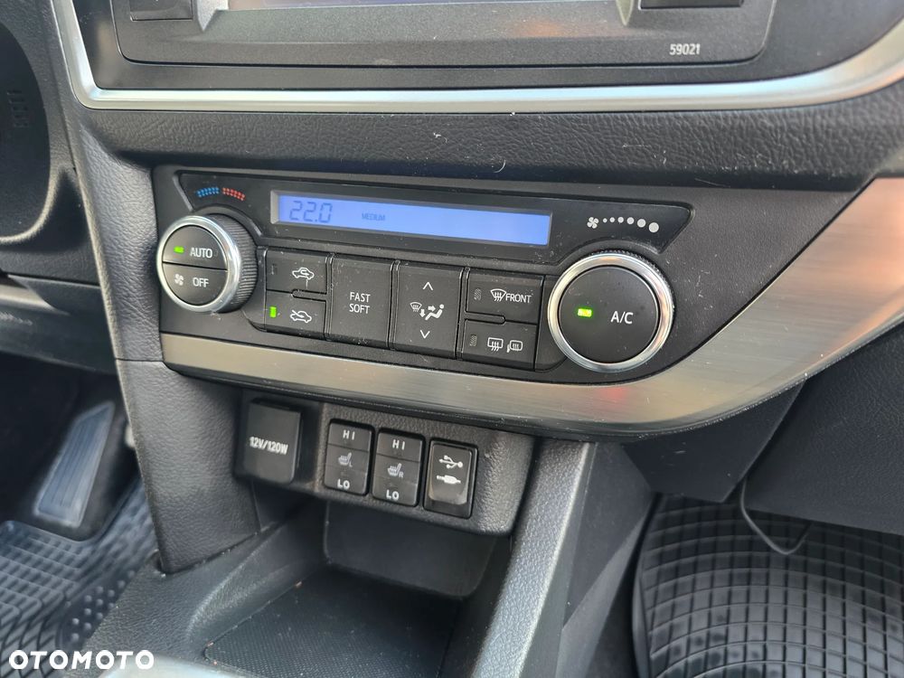 Toyota Auris 1.6 Comfort - 15