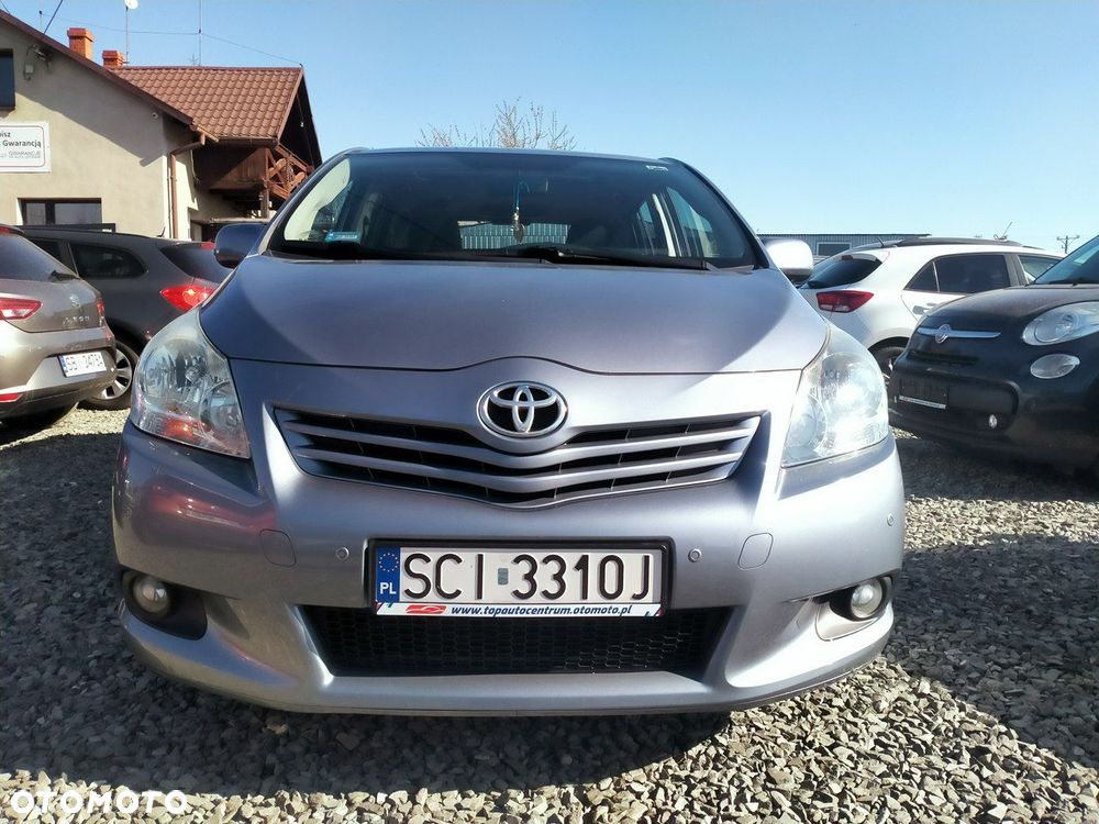 Toyota Verso 1.8 Premium - 10