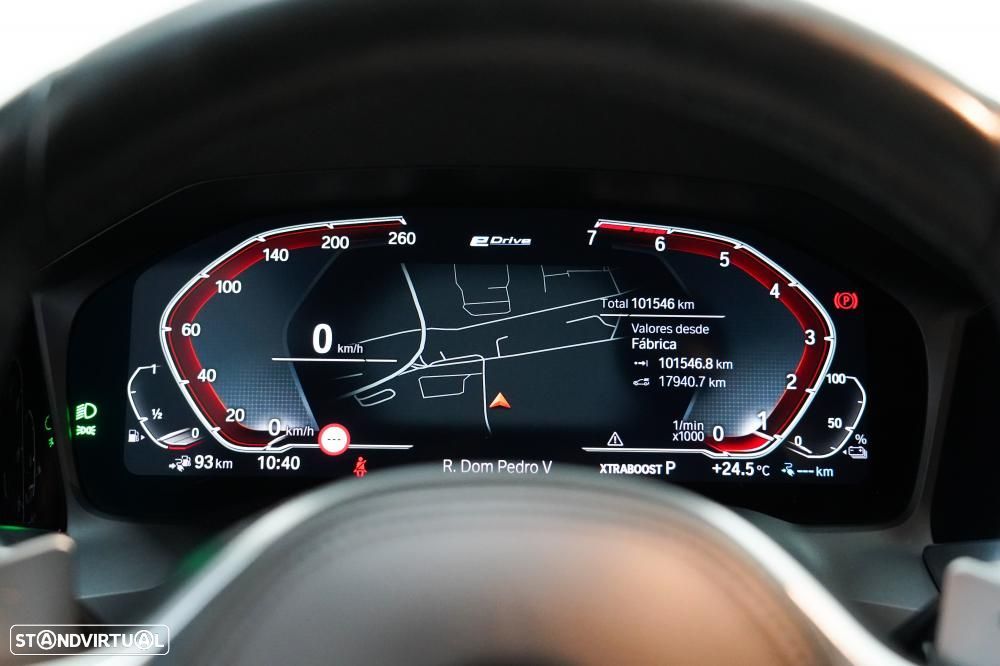 BMW 330 e Pack M Auto - 9