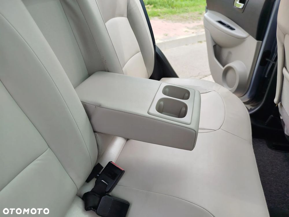 Nissan Qashqai 1.5 dCi DPF 360 - 14
