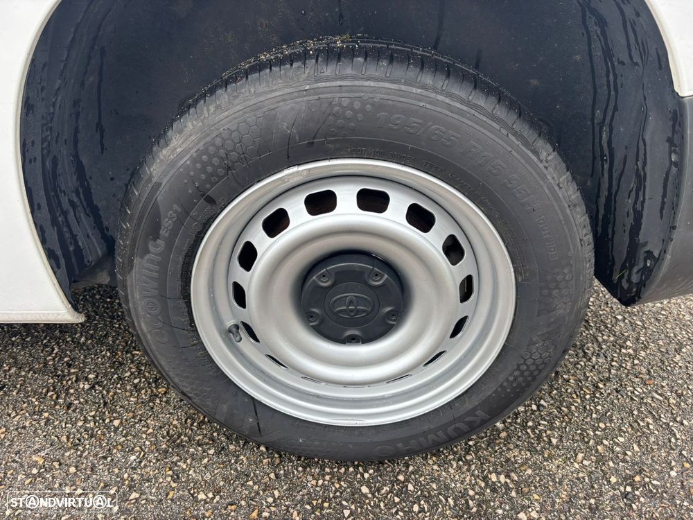 Toyota Proace City 1.5D L1 COMFORT 102cv - AC - GPS - IVA DEDUTÍVEL - 35