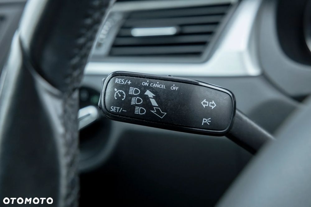 Skoda RAPID 1.2 TSI Ambition - 18