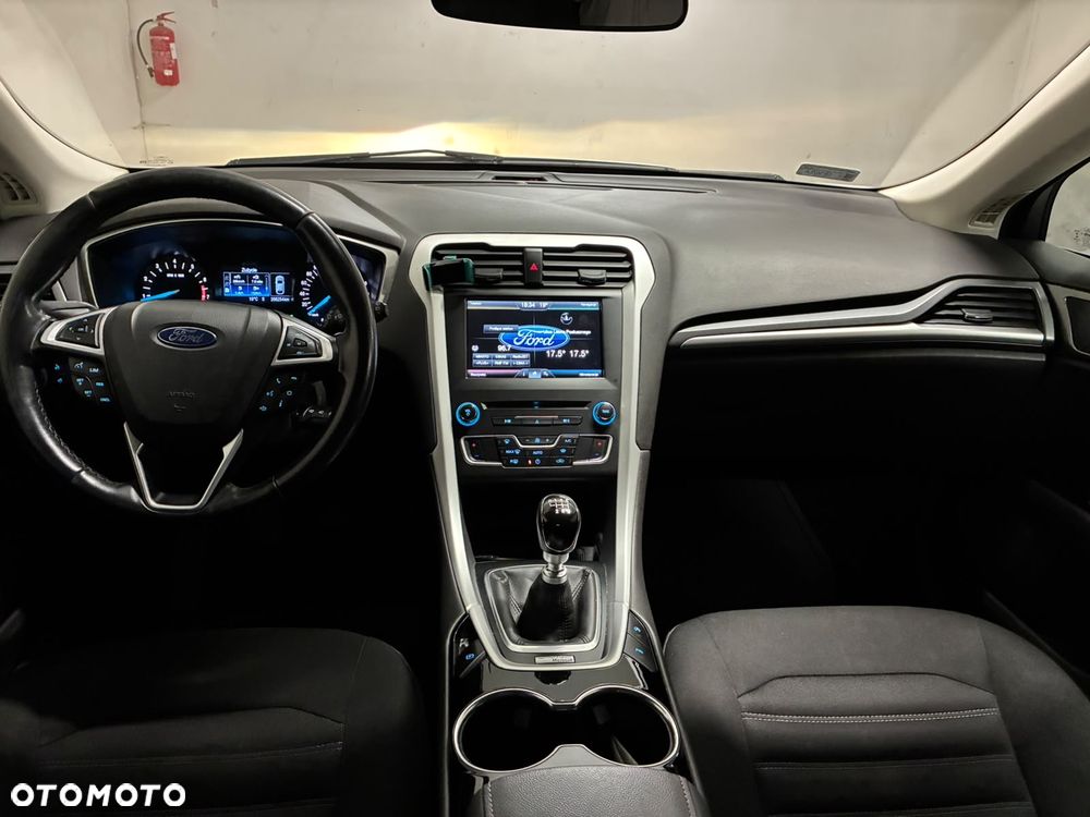 Ford Mondeo 1.5 EcoBoost Ambiente - 12