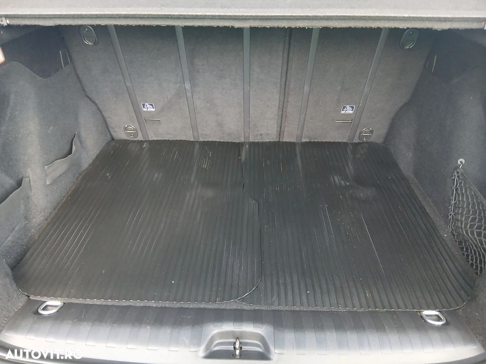 Peugeot 2008 1.2 VTi Allure - 6