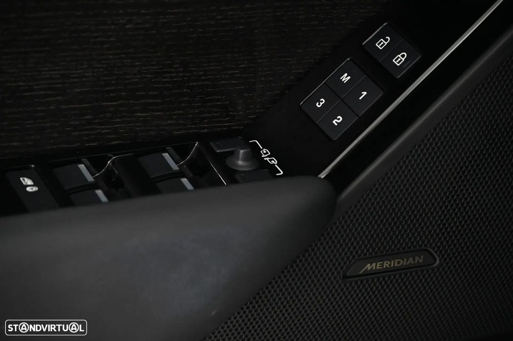 Land Rover Range Rover Velar 2.0 P400e AWD Dynamic SE - 24