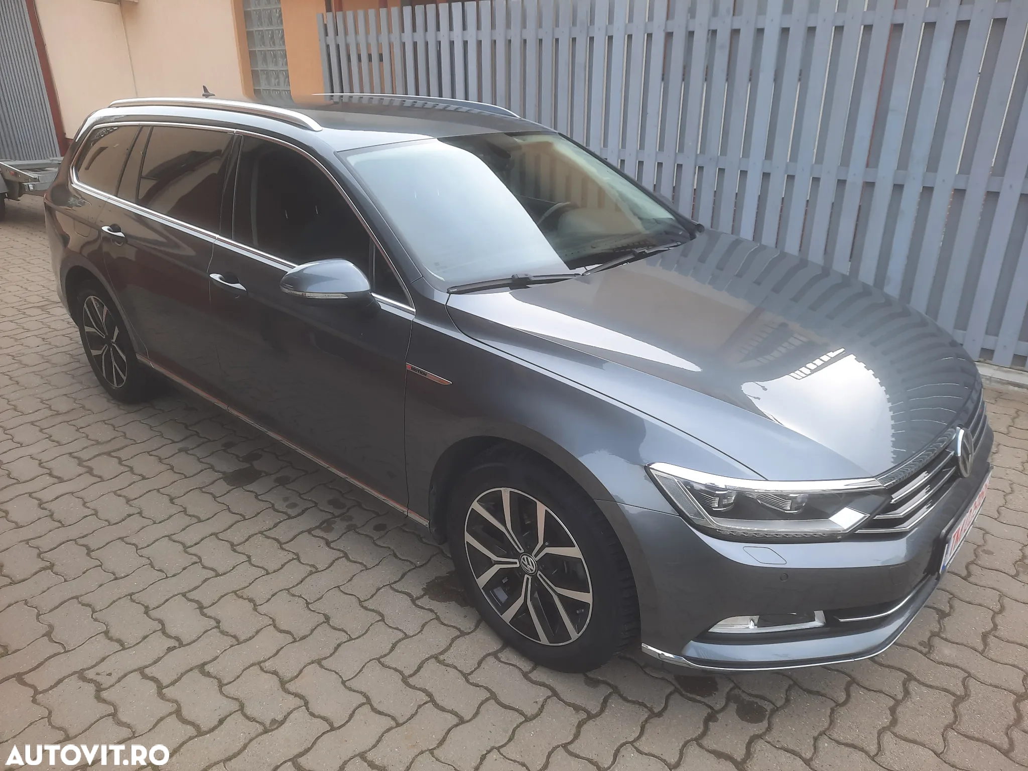 Volkswagen Passat Variant 2.0 TDI 4Motion Highline - 3