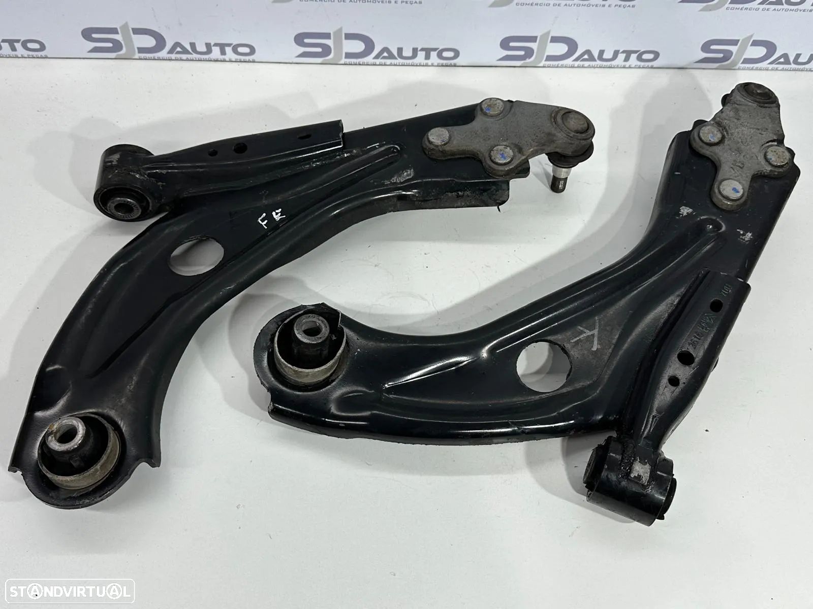 Braço Suspensão Frente Direito / Esquerdo - Peugeot 3008 II (2017) - 1