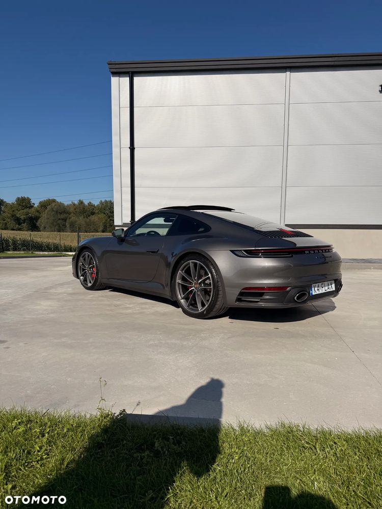 Porsche 911 Carrera 4S - 2