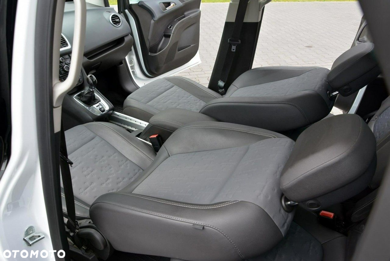 Opel Meriva 1.7 CDTI Cosmo - 24