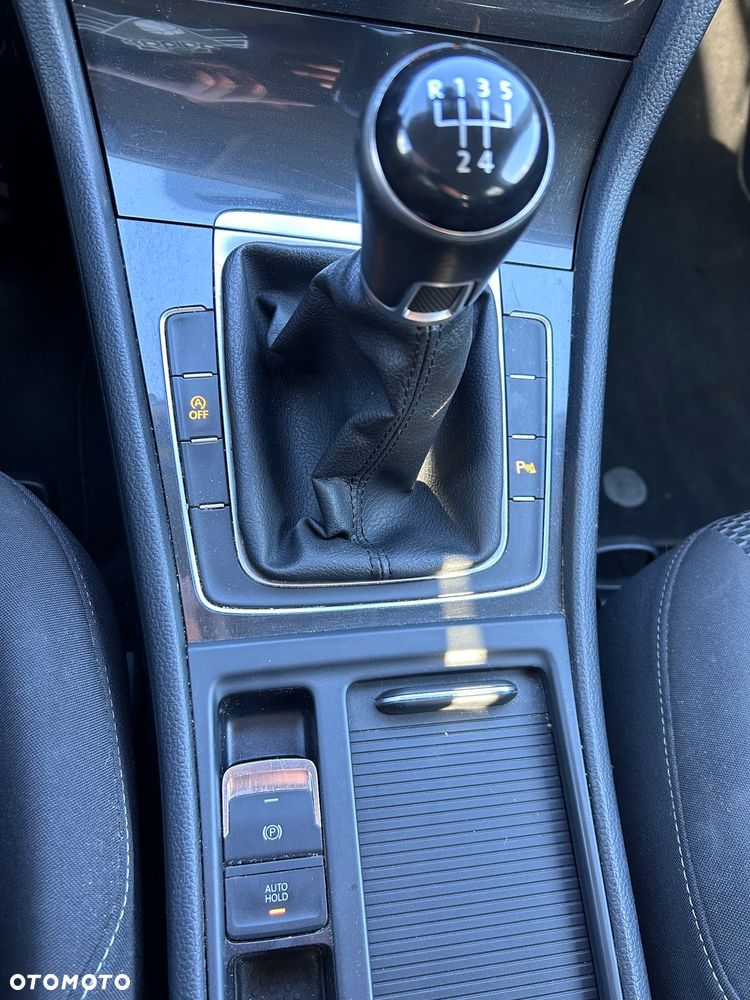 Volkswagen Golf 1.6 TDI (BlueMotion Technology) Comfortline - 9