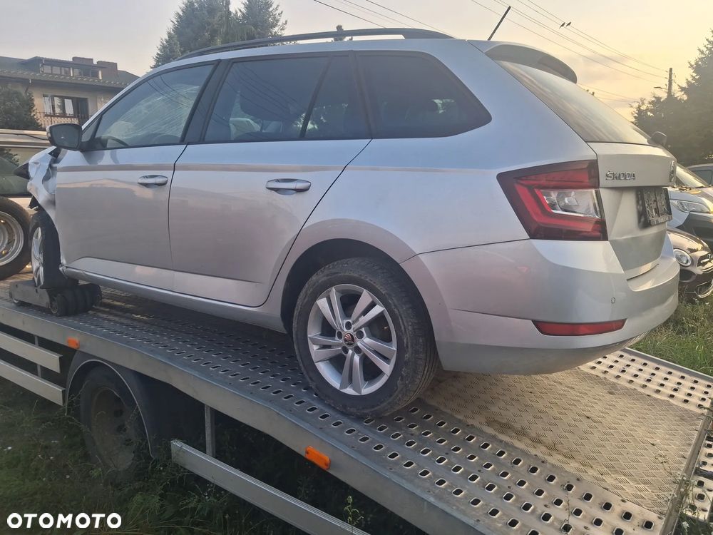 Skoda Fabia 1.0 TSI Best of Drive - 9