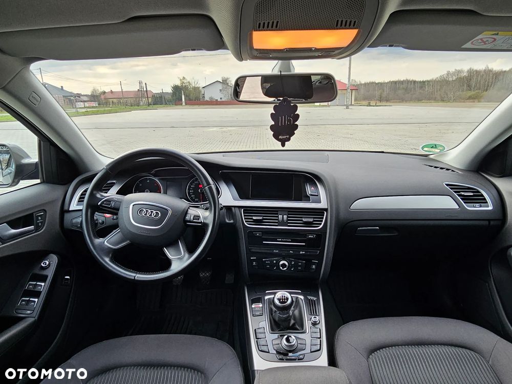Audi A4 Avant 2.0 TDI - 11